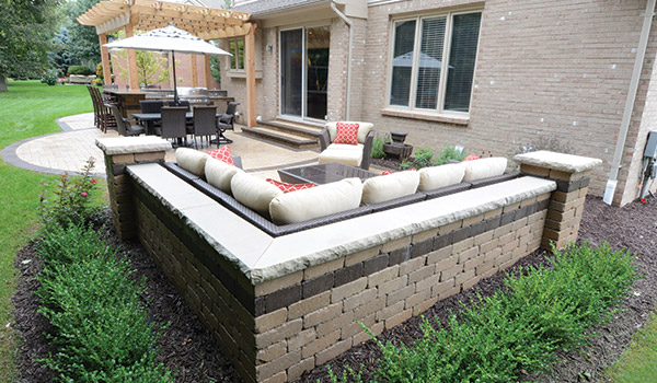 Fendt Builders Wall Stones